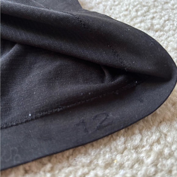 Lululemon Swiftly Tech Black Short Sleeve T-Shirt Size 12 - Picture 4 of 4